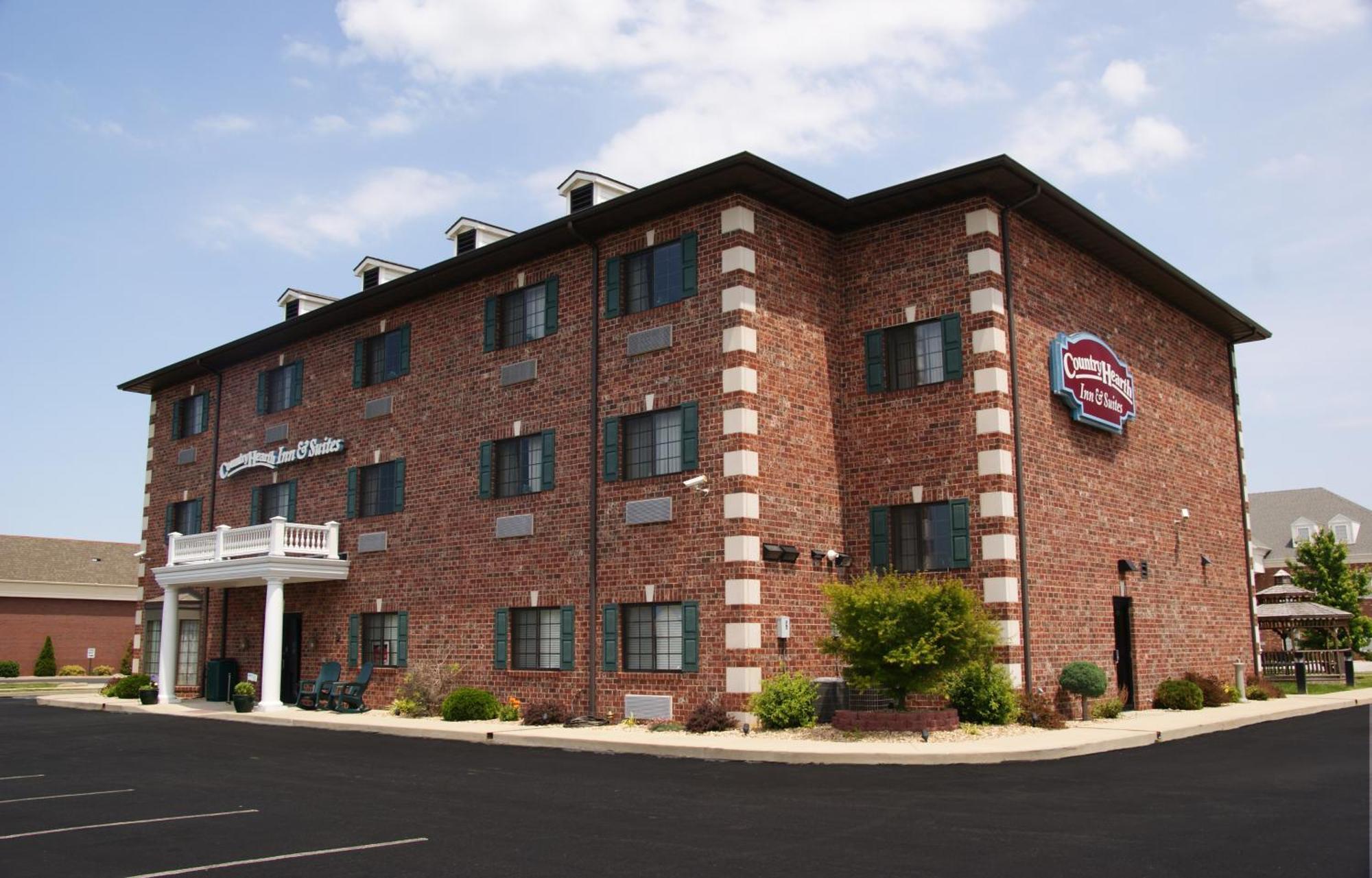 Country Hearth Inn & Suites Edwardsville Exterior photo